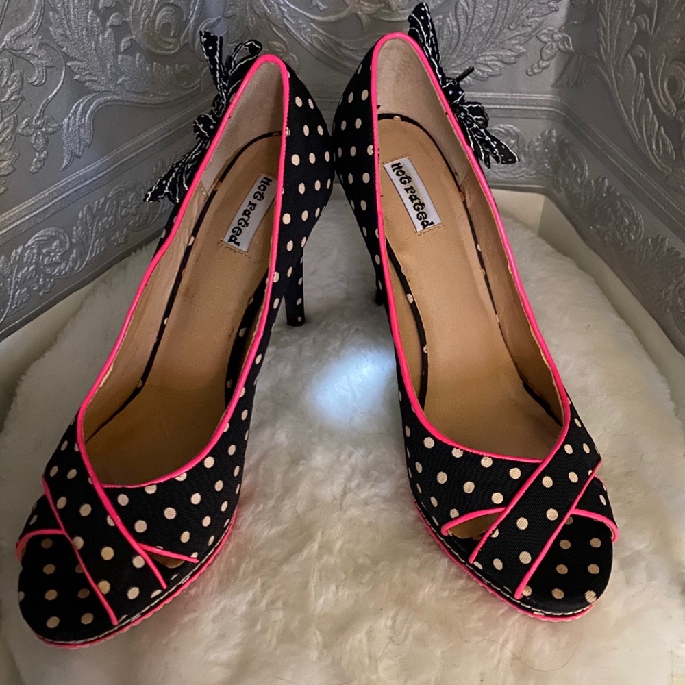 Unrated high heels